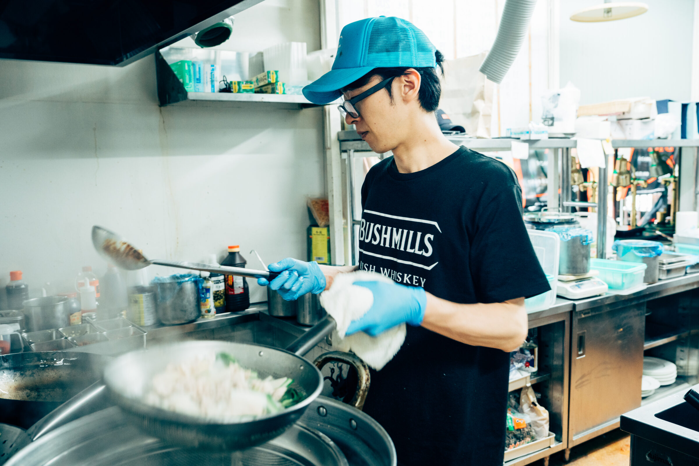 福岡天神　アルバイト　調理