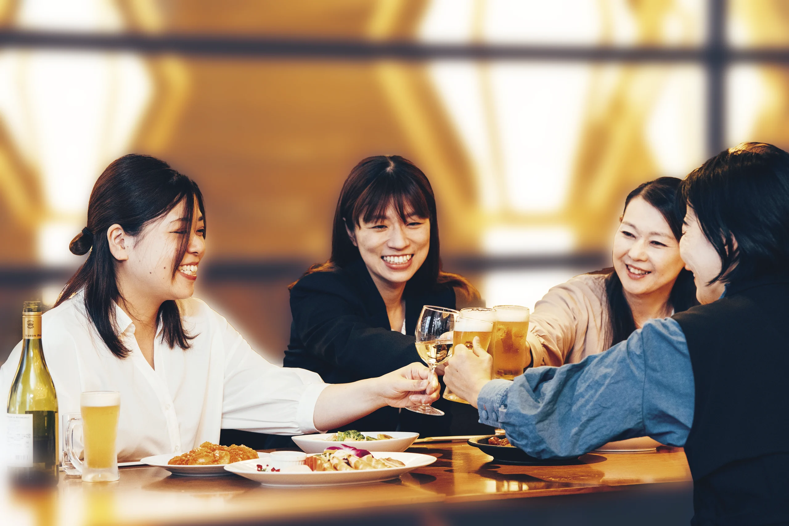 女性同士の会食